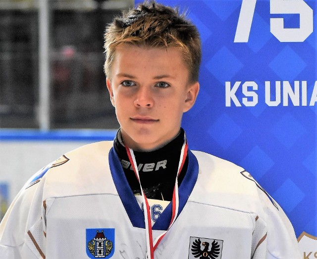 Kacper Rydzoń chce w hokeju na lodzie spełniać swoje sportowe marzenia. Kandyduje na Sportowy Talent Roku 2021 w Małopolsce.