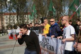 Spektakl "Biała siła, czarna pamięć". Wiele hałasu o nic, czyli protest przed teatrem