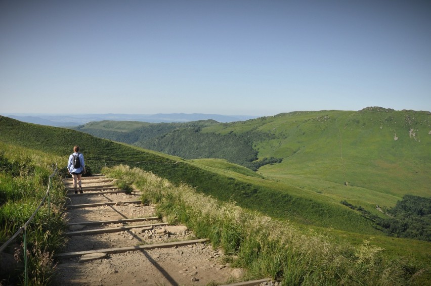 Widok Na Bieszczady Na Zywo Z Poloniny Wetlinskiej Na Szczycie Przy Schronisku Chatka Puchatka Zainstalowano Kamere Nowiny