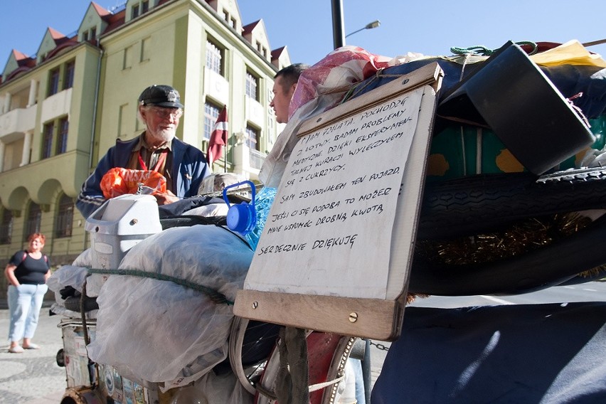 Rowerem okrążył kulę ziemską i przyjechał do Słupska