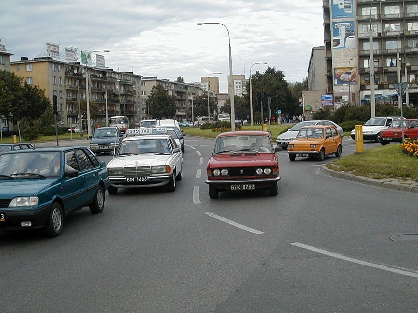 Białostockie ulice, samochody i kierowcy 25 lat temu. Tak...