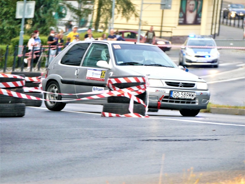 W sobotni wieczór w Koszalinie zorganizowany został...