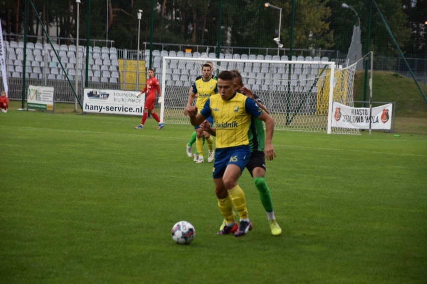 Zobacz zdjęcia z meczu pomiędzy Stalą Stalowa Wola a Avią...