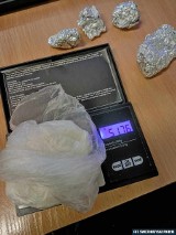 W Kielcach policjanci przejęli kilkadziesiąt gramów narkotyków