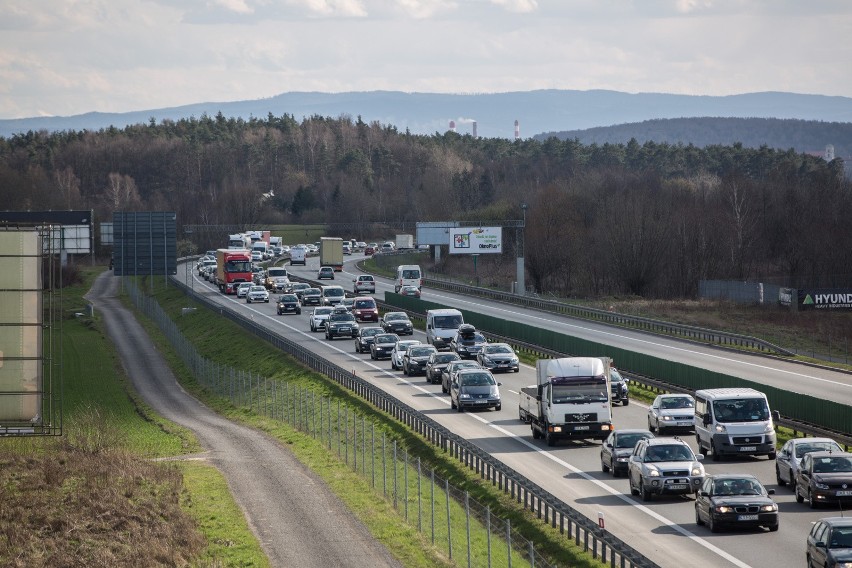 Otwarto dodatkowe bramki poboru opłat na autostradzie A4 Kraków - Katowice