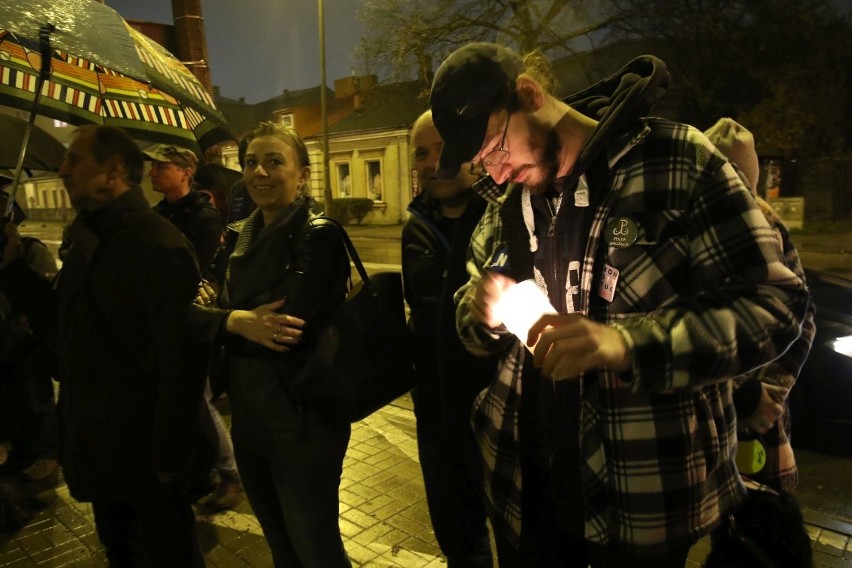 Kolejny protest przed sądem w Kielcach (ZDJĘCIA)