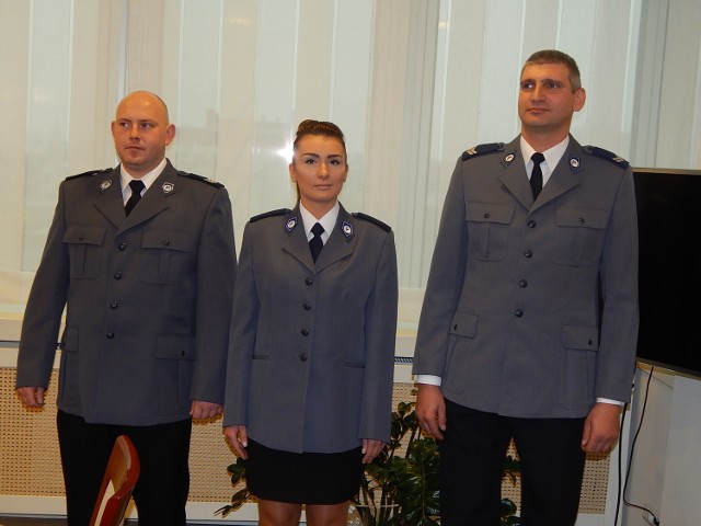 Marek Łaszczyński, Pamela Grochowska i Adam Florczak (od lewej) zostali odznaczeni przez wojewodę lubuskiego.
