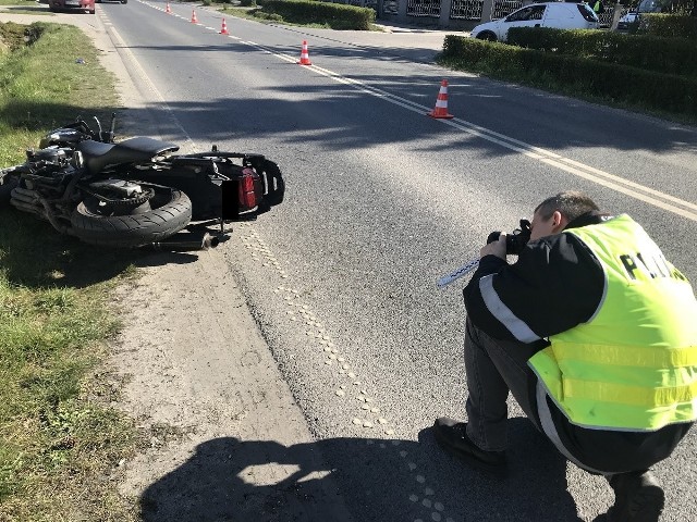 Motocykliści musza się mieć na bacznosci. Zderzenie z autem kończy się zawsze w szpitalu