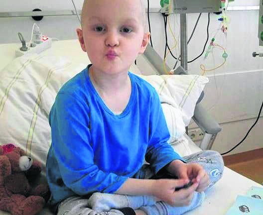 Mały Iwo ze Szczecina potrzebuje naszej pomocy, chłopiec choruje na złośliwy nowotwór