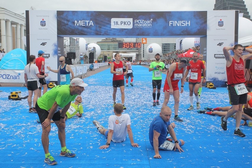 Maraton w Poznaniu 2017: Tysiące biegaczy na ulicach...