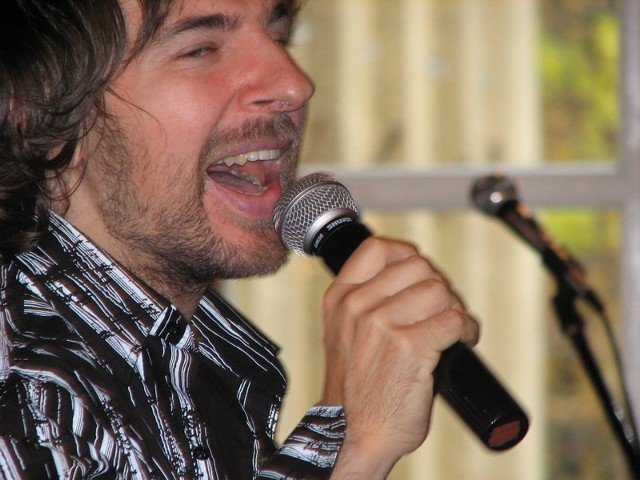 Zaśpiewa Dariusz Bernatek