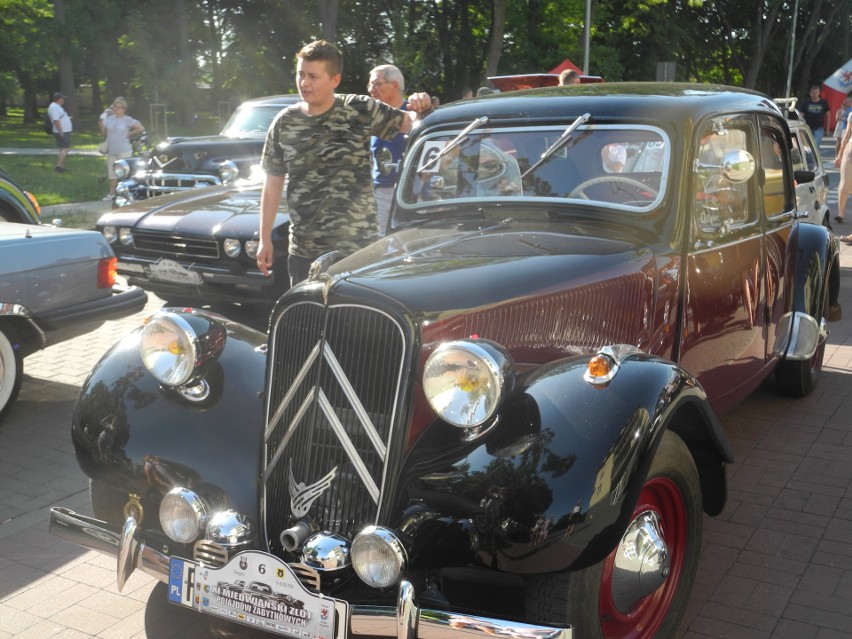 Parady zabytkowych samochodów w Stargardzie, Reczu, Suchaniu i Choszcznie