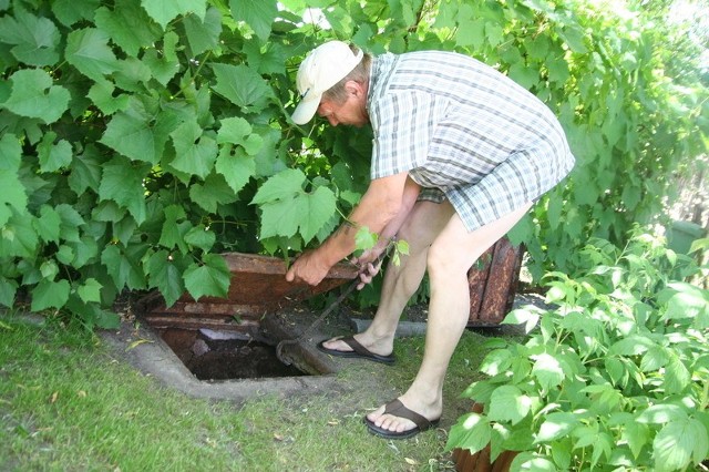 Na Kapitulnej pozostaną jeszcze szamba