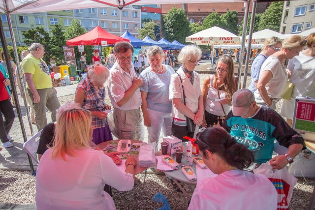 W sobotę na Starym Rynku odbył się Ekologiczny piknik z PGM. Od godz. 9. było między innymi oznakować rower. O godz. 11 zaśpiewały Alebabki. Potem odbyły się zabawy z aktorami teatru Tęcza, można było zrobić ekologiczne kanapki, nie zabrakło konkursów. Były też stanowiska z ekologicznymi: żywnością, samochodami i materiałami budowlanymi.