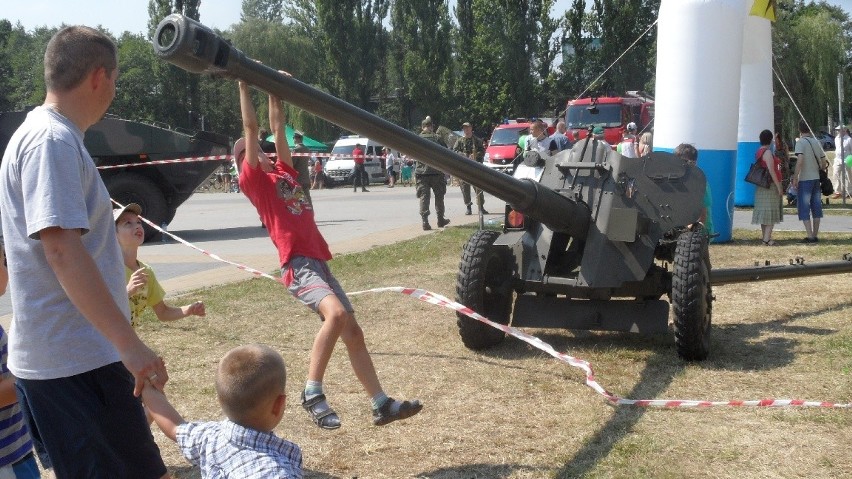 Święto Wojska Polskiego w Tychach i 40. urodziny WKU w...