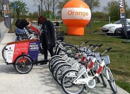 Nowy system roweru miejskiego w Czeladzi stworzą Orange i...