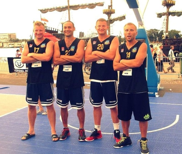 Ubiegłoroczni finaliści z Ostrowi Mazowieckiej, od lewej: Paweł Skarpetowski, Piotr Barszcz, Łukasz Ryfa i Artur Zadroga.