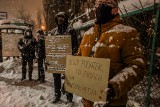 Protest "Media bez wyboru" przed regionalną siedzibą TVP w Gdańsku. Zdjęcia