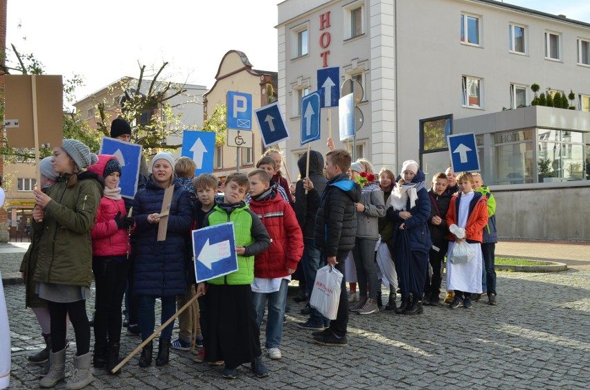 W dzień przed Wszystkimi Świętymi Katolicka szkoła...