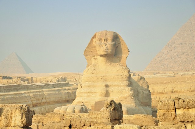 W Egipcie odnaleziono nowego sfinksa! Posąg został odkryty w czasie prac drogowych w Dolinie Królów.