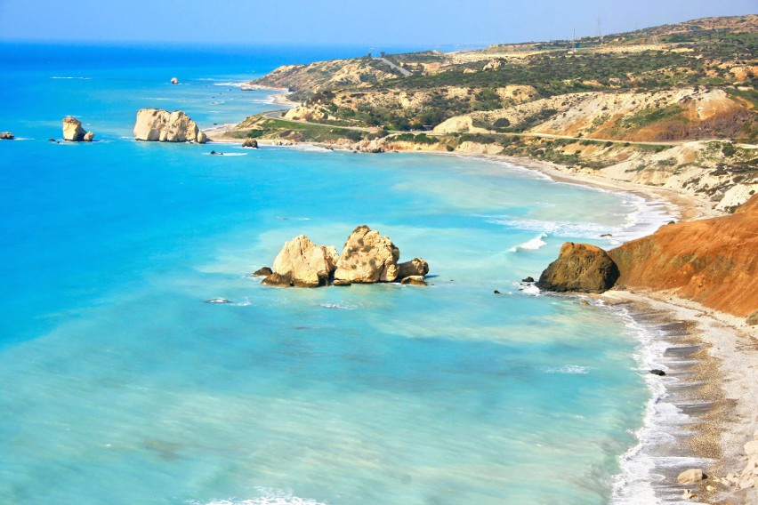 Średnia temperatura wody na Cyprze w listopadzie wynosi...