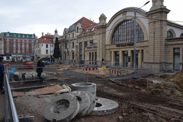 Przebudowa ulicy Dworcowej w Katowicach.Zobacz kolejne zdjęcia. Przesuwaj zdjęcia w prawo - naciśnij strzałkę lub przycisk NASTĘPNE