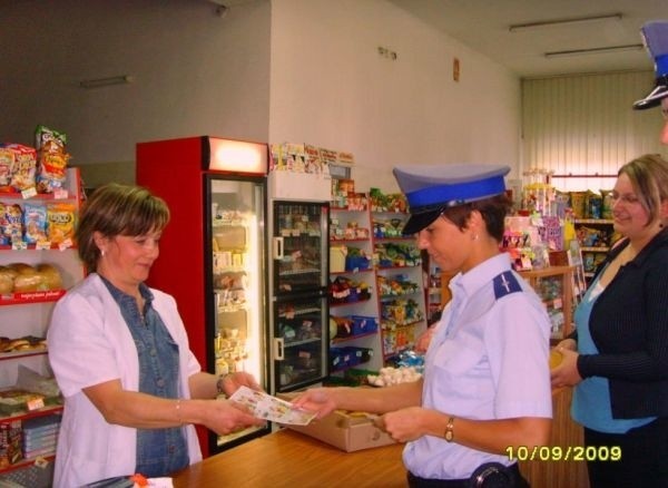 Policyjne działania to element ogólnopolskiego Programu Odpowiedzialnej Sprzedaży STOP 18!, który jest realizowany od 1998 roku.