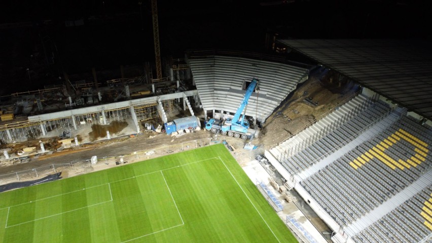 Nowe oświetlenie na stadionie Pogoni Szczecin