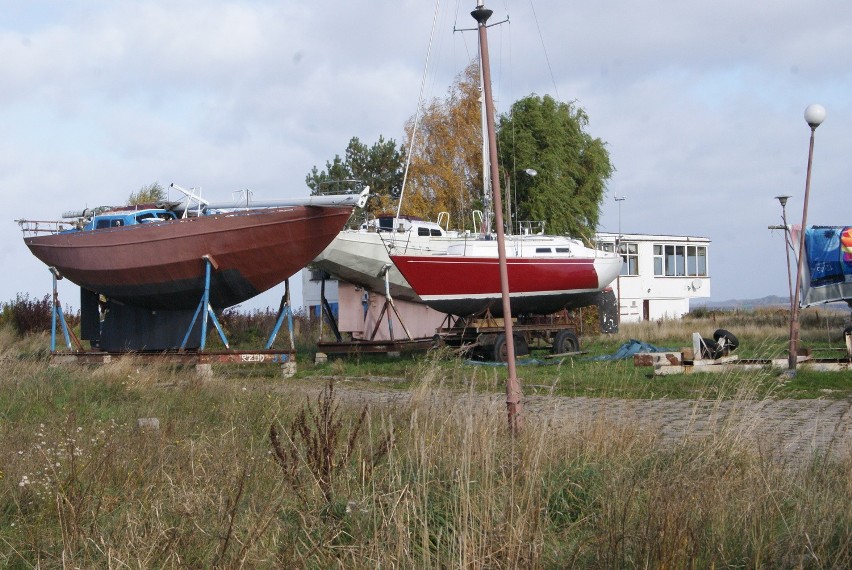 Marina w ruinie. Właściciel i dzierżawca w sądzie [zdjęcia]