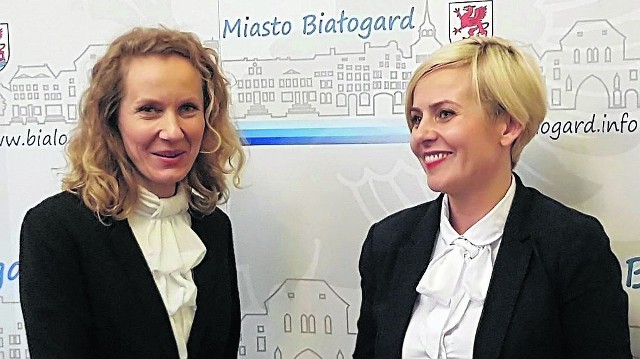Karolina Siwek (z lewej), nowa wiceburmistrz Białogardu. Burmistrz Emilia Bury przedstawiła ją wczoraj podczas specjalnie zwołanej konferencji