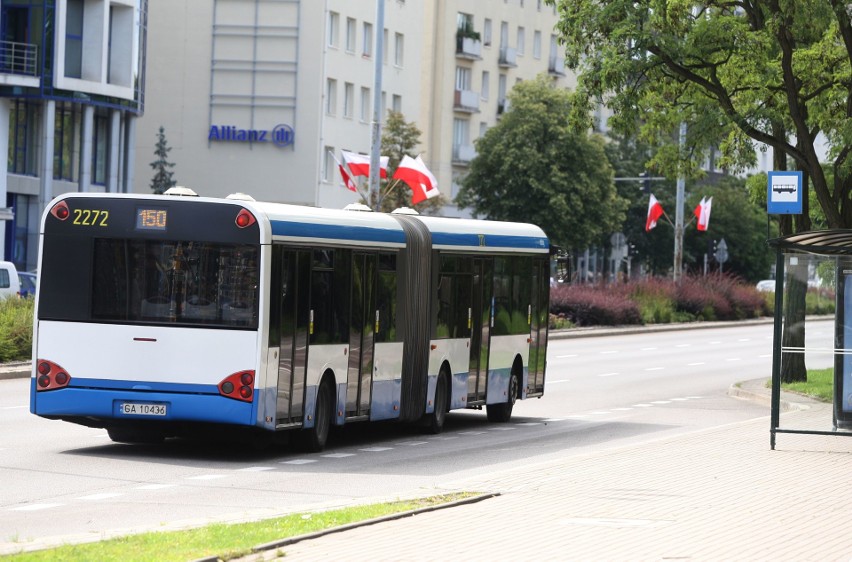 Przebudowana zostanie m.in. zatoka przystankowa przy ul....