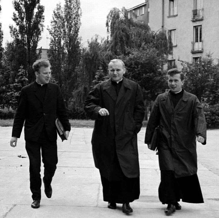 Czerwiec 1967 - Karol Wojtyła w towarzystwie ks. Stanisława...