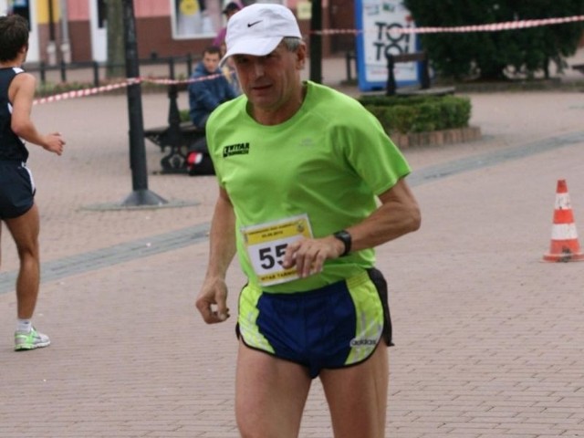 Dyrektor tarnobrzeskiego NOT Kazimierz Sławek był zakochany w bieganiu, ale będzie musiał teraz zerwać ze swoją pasją.