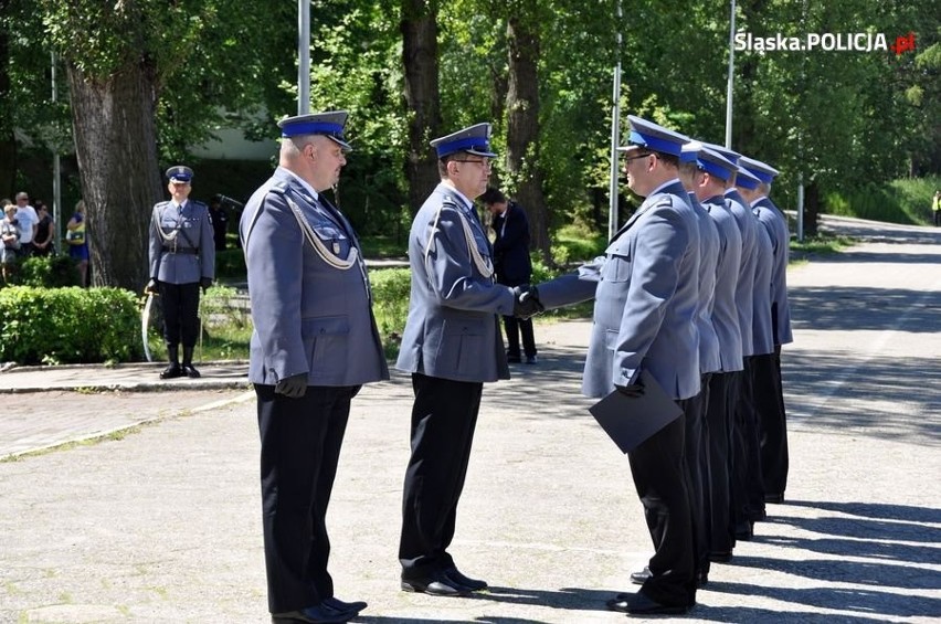 Ślubowanie nowych policjantów w Katowicach