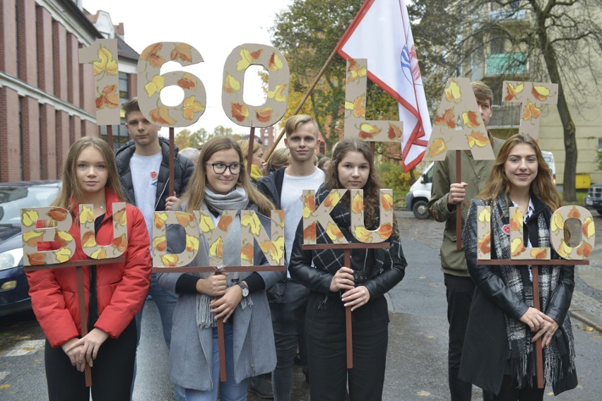 Uczcili 160-lecie budynku siedziby I Liceum Ogólnokształcącego w Słupsku (zdjęcia, wideo)