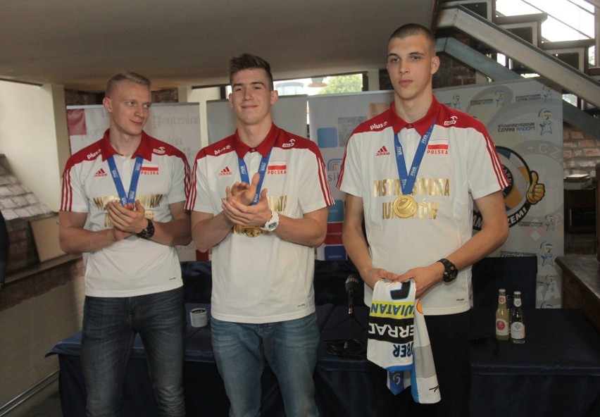Jakub Ziobrowski (od lewej), Tomasz Fornal i Norbert Huber...