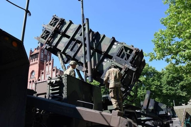 W sobotę Amerykanie zaprezentowali na placu Zwycięstwa wyrzutnię rakiet Patriot. Jak się okazuje trafią do Redzikowa. 