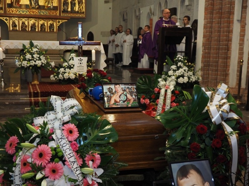 W piątek w Koszalinie pochowano znanego i utytułowanego sportowca, Józefa Warchoła [wideo, zdjęcia]