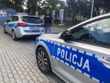 Policjant uratował na ulicy w Słupsku niemowlaka. Ten funkcjonariusz nie po raz pierwszy popisał się zachowaniem.