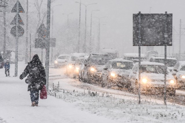 Drogowcy dbają o to, by na naszych ulicach i chodnikach nie zalegał śnieg