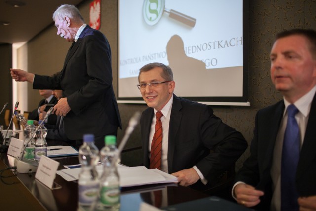 Szef NIK Krzysztof Kwiatkowski gościł w piątek na Uniwersytecie Łódzkim