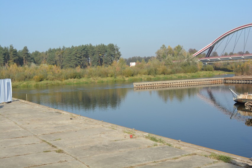 Port w Ostrołęce oddany do użytku. Wpłynęły pierwsze łodzie. Są plany na jego gruntowny remont [ZDJĘCIA+WIDEO] 