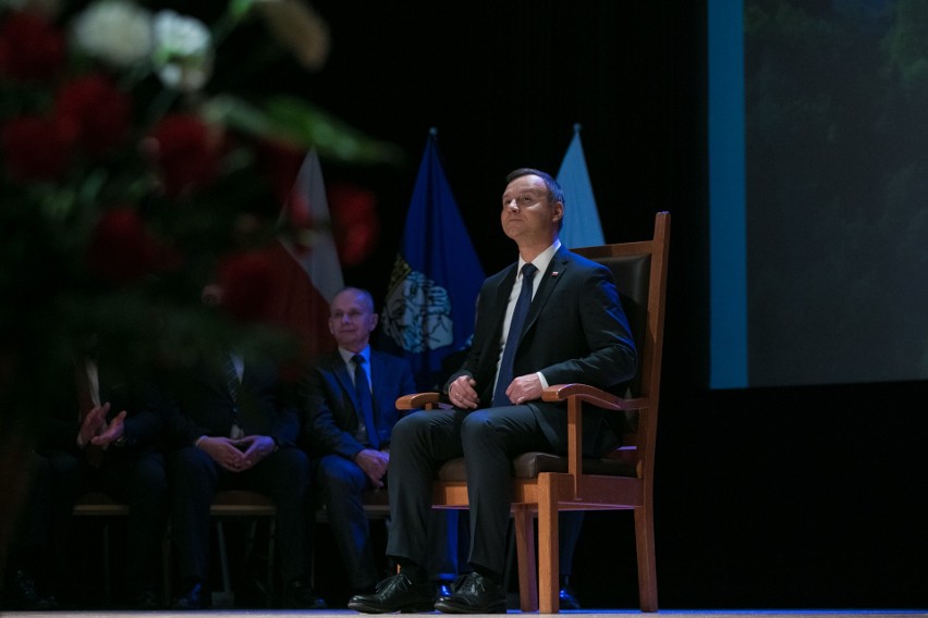 Wolbrom. Andrzej Duda odebrał honorowe obywatelstwo,...