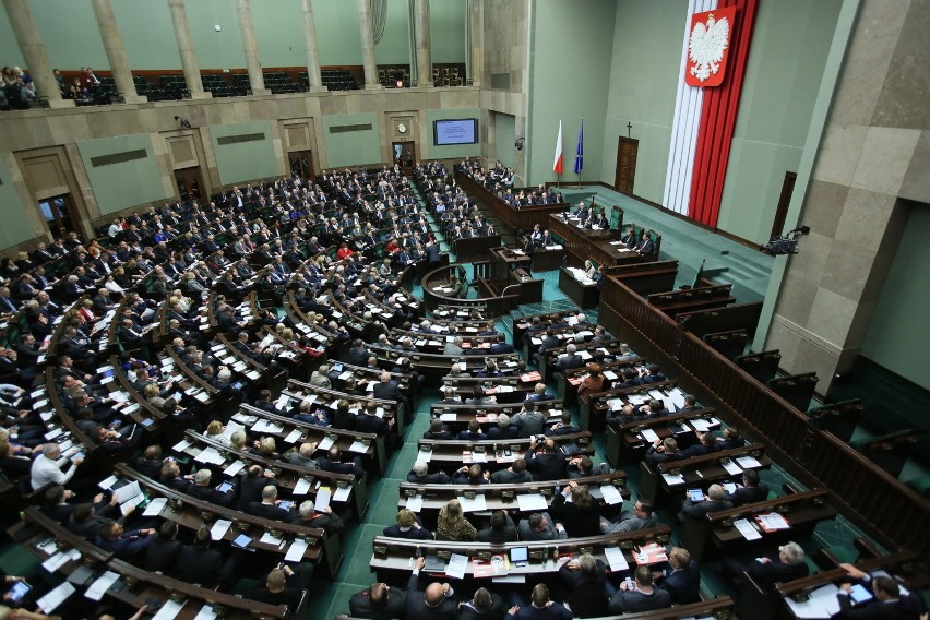 Wybory parlamentarne 2015. Co deklarują nowi posłowie i senatorowie?