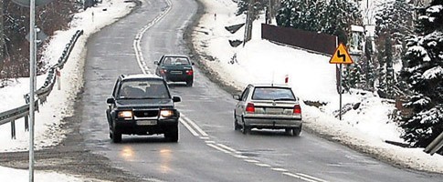 Na stromym podjeździe w Porębie Radlnej powstanie drugi pas ruchu dla ciężarówek