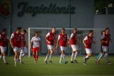 III Liga. Pilica Białobrzegi przegrała u siebie z rezerwami ŁKS Łódź w przedostatnim meczu w tym roku. Zapis transmisji