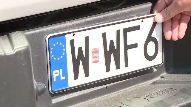 Od 5 grudnia 2020 roku obowiązuje nowelizacja Prawa o ruchu drogowym, która zakazuje używania tzw. zmniejszonych tablic rejestracyjnych w samochodach o europejskich rdzeniach. Wielu kierowców może mieć przez to poważne kłopoty