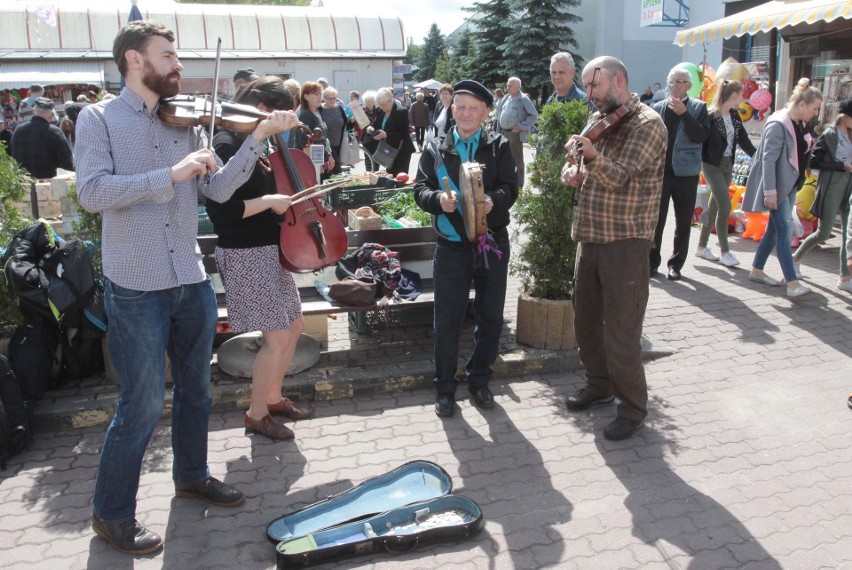 Zawieruchy Radomskie 2017 zakończone. W Radomiu grali mistrzowie muzyki ludowej i ich uczniowie