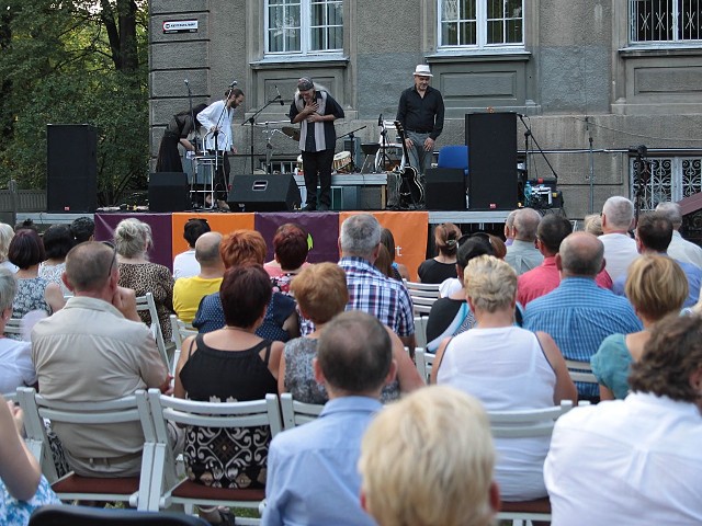 Koncertu wysłuchało ok.150 osób. Odbył się w ramach festiwalu "Lato na starym mieście".