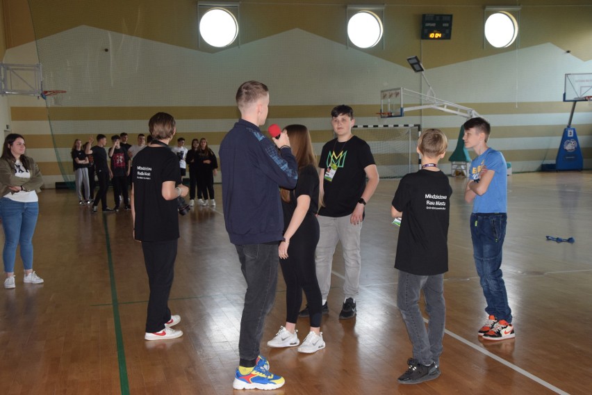 Młodzieżowe Bitwy Szkół w Ostrowi Mazowieckiej. 7 szkół bierze udział w dwudniowej rywalizacji 26-27.04.2023